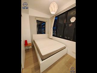 Sheung Wan - 179-181, Queen's Road West 05