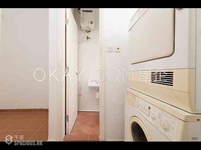 Repulse Bay - The Rozlyn 17