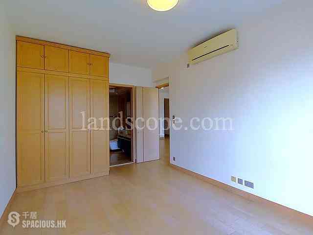 Wong Chuk Hang - Marinella 05