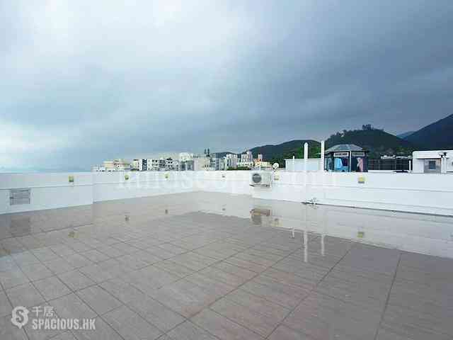Chung Hom Kok - Hillgrove 03