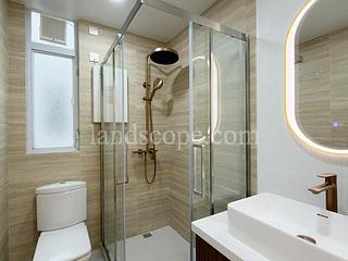Chung Hom Kok - Hillgrove 11