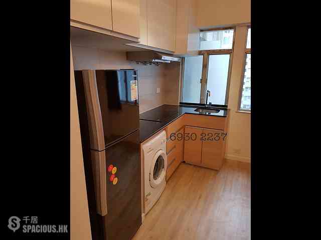Kennedy Town - Pearl Court 03