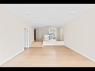 Mid Levels Central - Garden Terrace 07