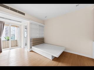 Mid Levels Central - Garden Terrace 18