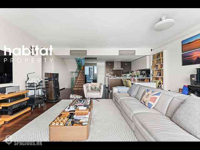Chung Hom Kok - Cypresswaver Villas 07
