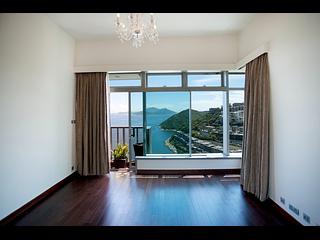 浅水湾 - Grosvenor Place 06