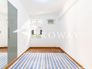 Pok Fu Lam - Bisney Villas 06