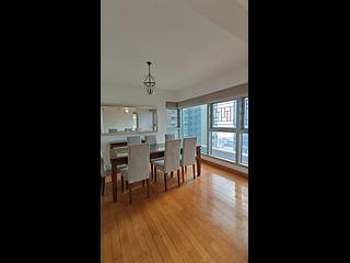 West Kowloon - The Waterfront Phase 2 Block 5 03