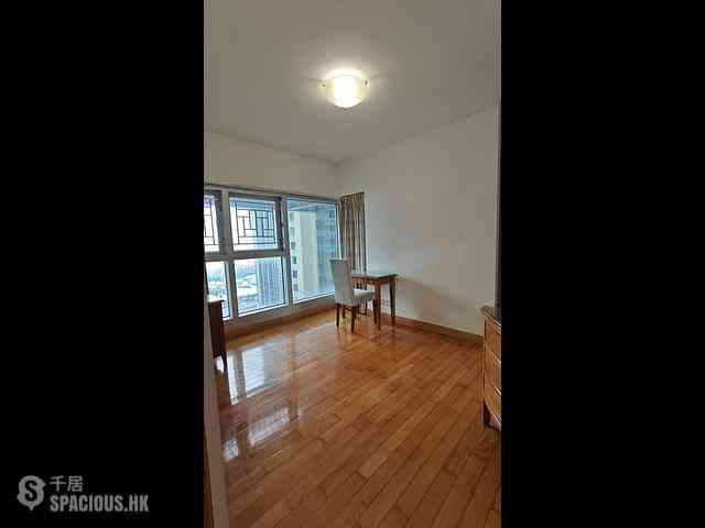 West Kowloon - The Waterfront Phase 2 Block 5 13