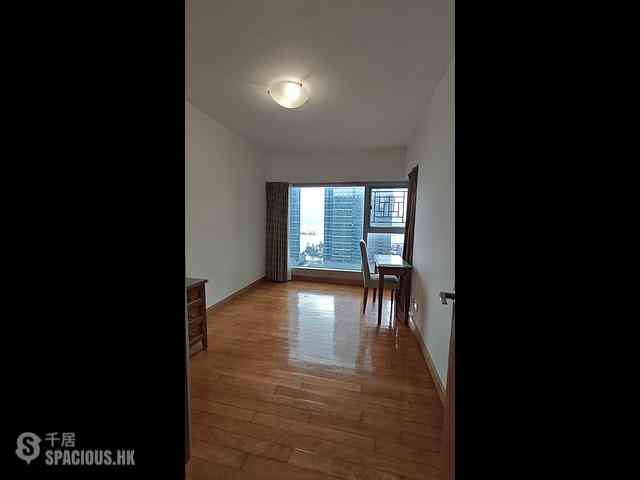 West Kowloon - The Waterfront Phase 2 Block 5 14