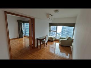 West Kowloon - The Waterfront Phase 2 Block 5 16