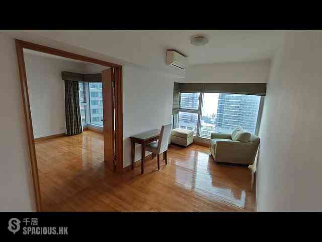 West Kowloon - The Waterfront Phase 2 Block 5 16