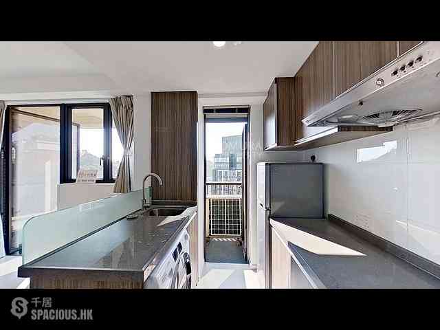 Shau Kei Wan - EAST 17 12