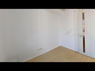 Shau Kei Wan - EAST 17 19