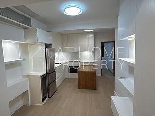 Sheung Wan - 62-64, Queen's Road West 03
