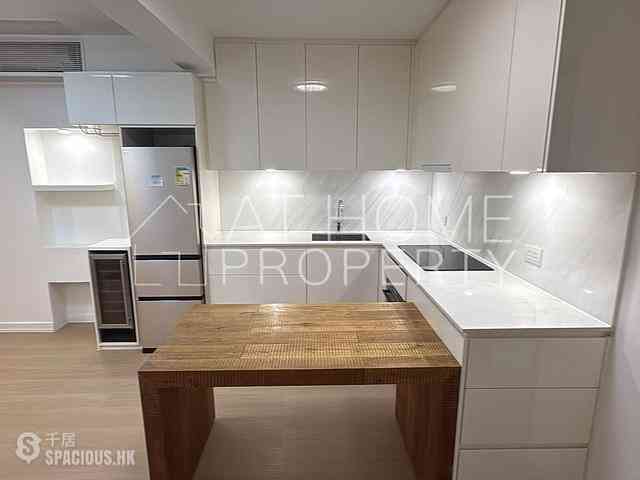 Sheung Wan - 62-64, Queen's Road West 04