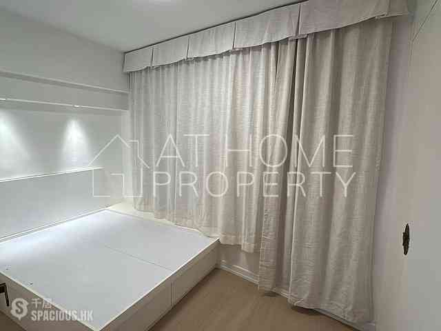 Sheung Wan - 62-64, Queen's Road West 05