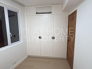Sheung Wan - 62-64, Queen's Road West 06