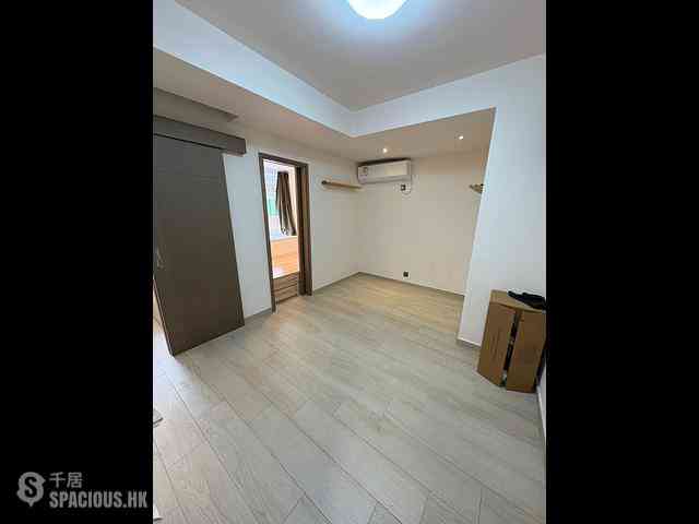 Cheung Sha Wan - Hong Fai Building Block B 02
