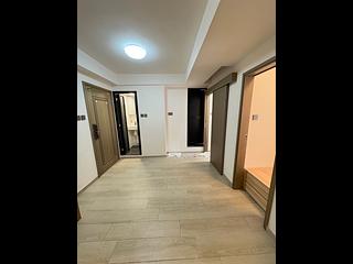 Cheung Sha Wan - Hong Fai Building Block B 03