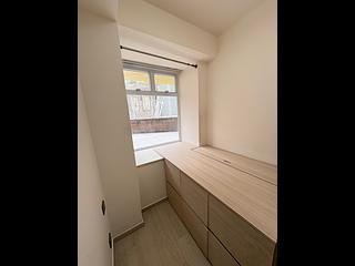 Cheung Sha Wan - Hong Fai Building Block B 05