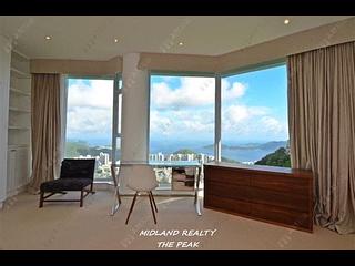 The Peak - La Hacienda 08