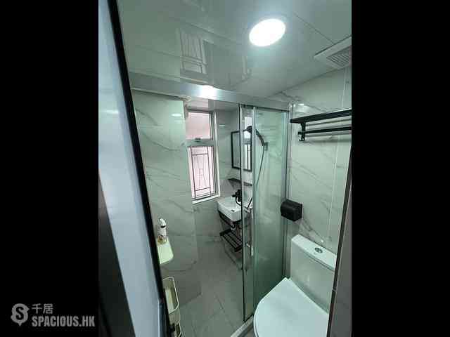 Ho Man Tin - Lung Cheung Building 02