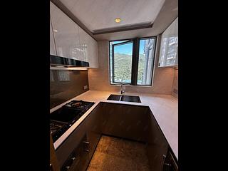 Wong Chuk Hang - The Southside Phase 2 La Marina Tower 2A 03
