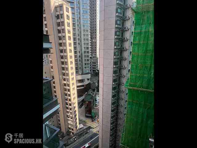 Mid Levels Central - Maxluck Court 01