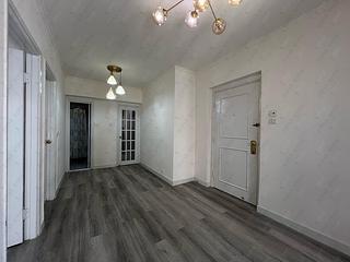 Mid Levels Central - Maxluck Court 04
