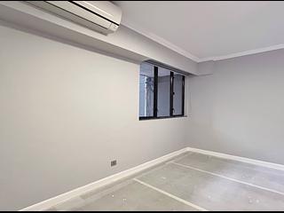 Mid Levels Central - Clovelly Court Block 2 03