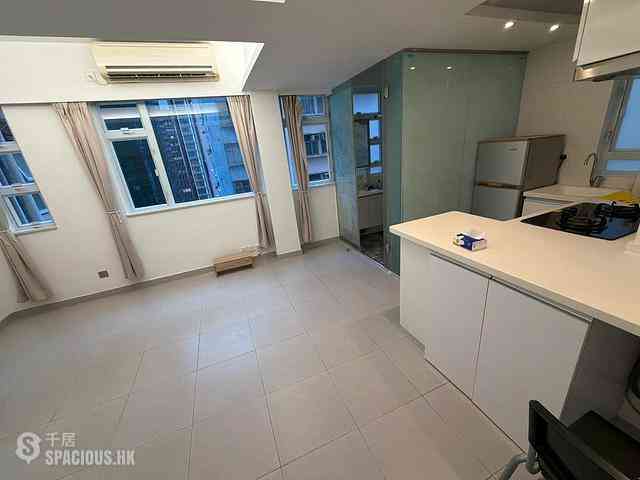 Sheung Wan - Lee Wah Mansion 01