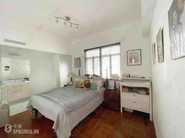 Mid Levels Central - Hong Lok Mansion 12