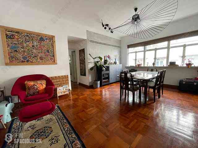 Mid Levels Central - Hong Lok Mansion 06