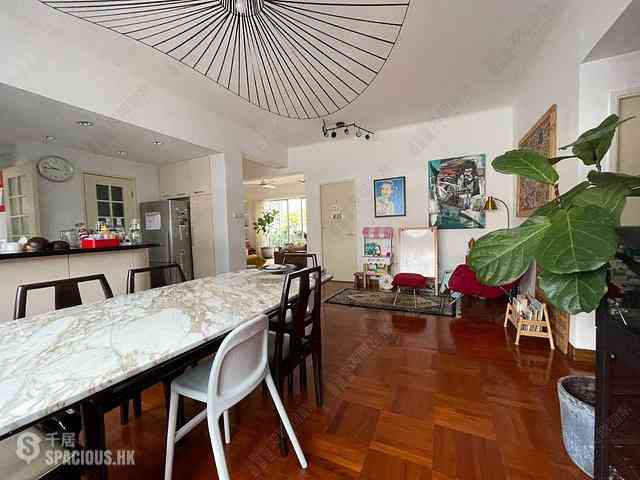 Mid Levels Central - Hong Lok Mansion 07