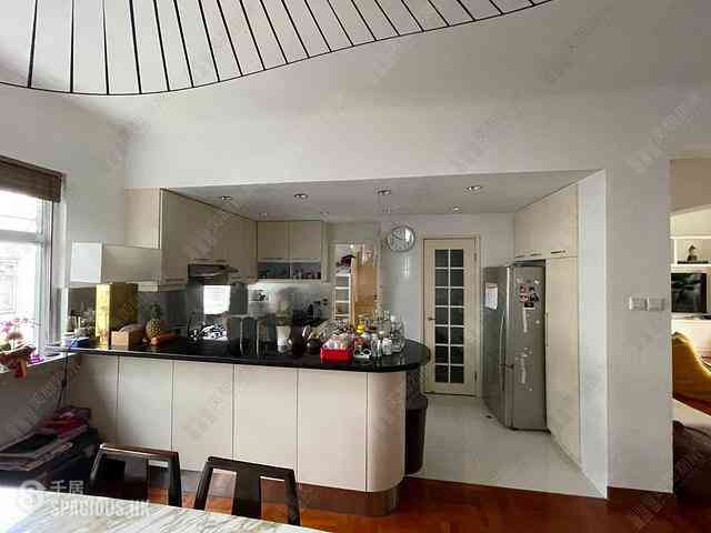 Mid Levels Central - Hong Lok Mansion 10