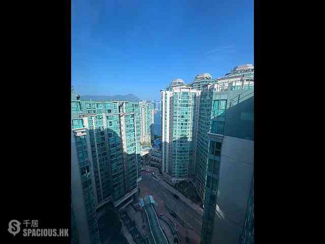 Hung Hom - Laguna Verde Phase 1 Green Wood Block 2 09