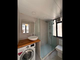 Sheung Wan - 183, Queen's Road West 11