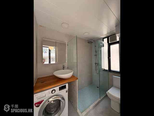 Sheung Wan - 183, Queen's Road West 11