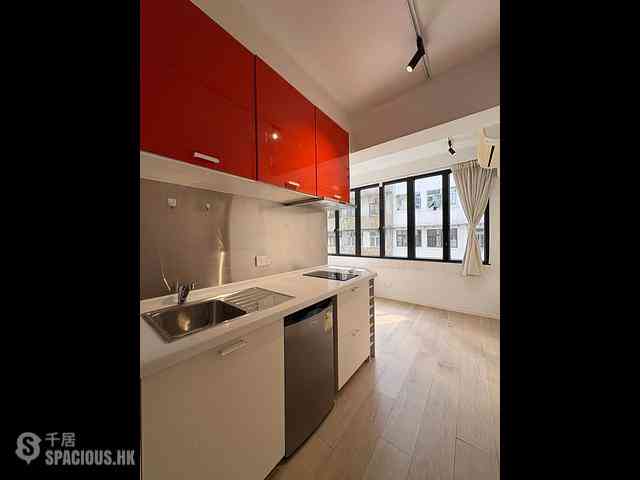 Sheung Wan - 183, Queen's Road West 14