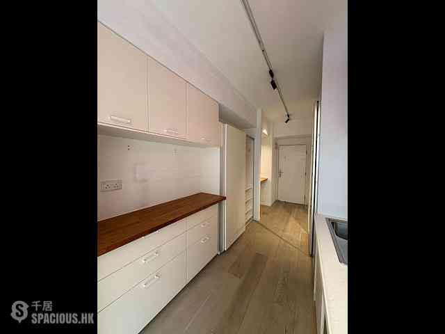 Sheung Wan - 183, Queen's Road West 17