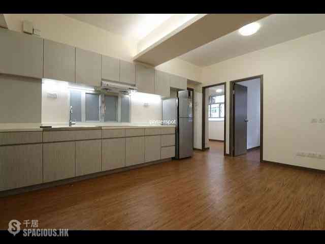 Wan Chai - Hang Tak Building 03