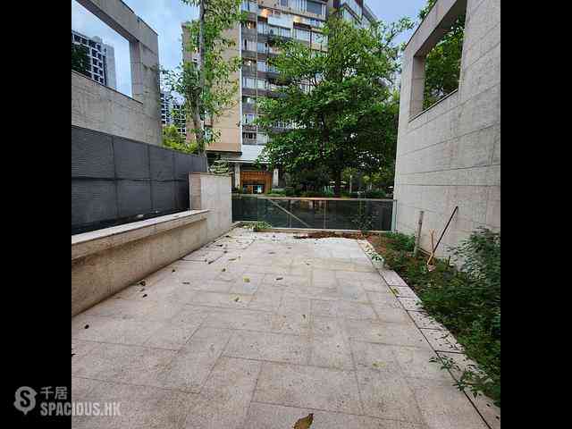 Gold Coast / So Kwun Wat - Avignon Block 7 02
