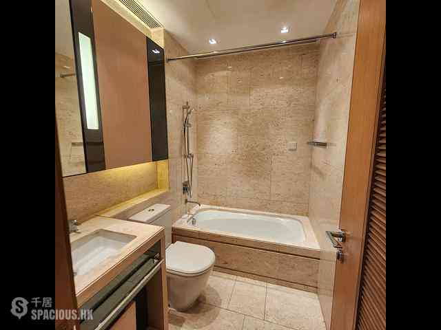 Gold Coast / So Kwun Wat - Avignon Block 7 15