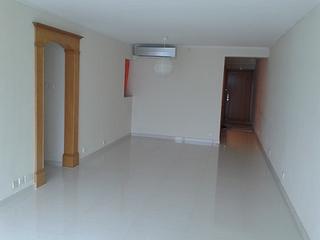 Hung Hom - Laguna Verde Phase 3 Costa Del Sol Block 15A 04