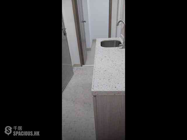 Sai Ying Pun - 406-412, Queen's Road West 03