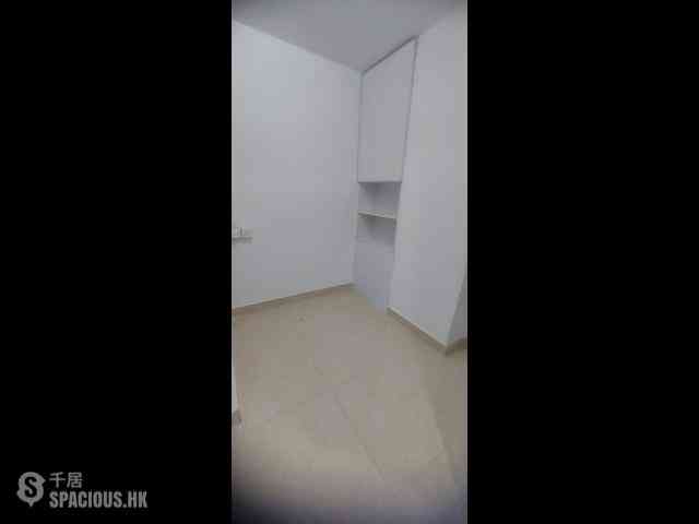 Sai Ying Pun - 406-412, Queen's Road West 07