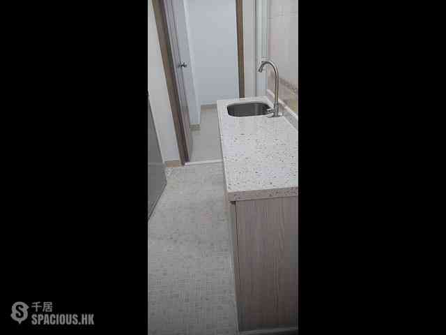 Sai Ying Pun - 406-412, Queen's Road West 08