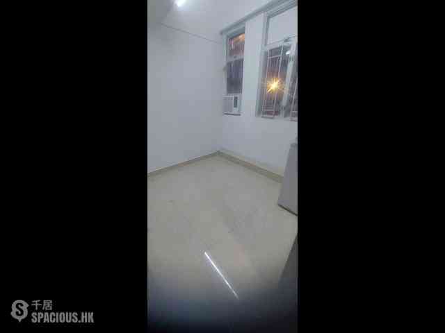 Sai Ying Pun - 406-412, Queen's Road West 09