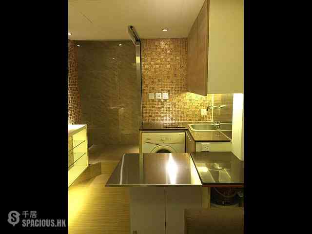Causeway Bay - Lei Wen Court 02